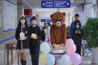 貴州白癜風皮膚病醫(yī)院五月患者生日會舉行